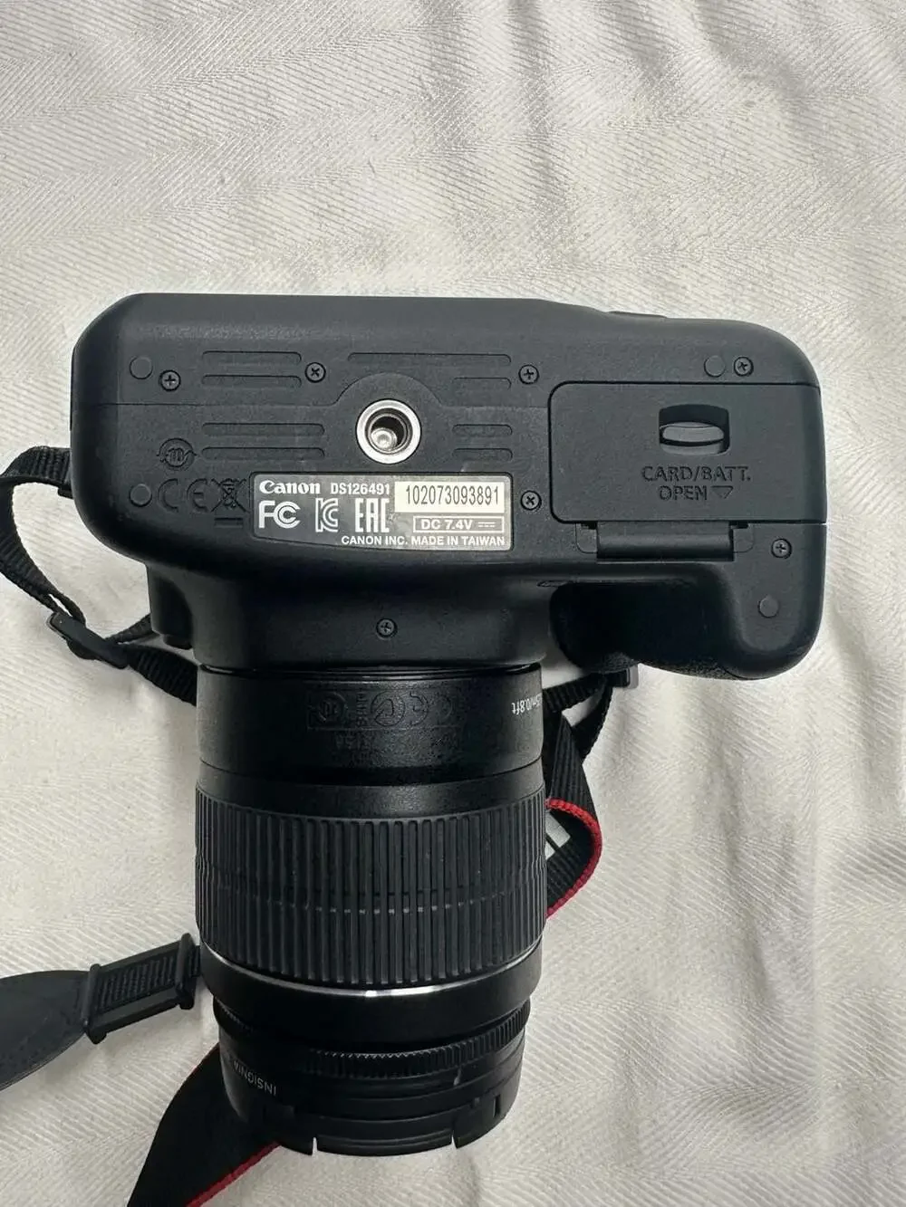 Canon EOS Rebel T5 DSLR Camera with 75-300mm Zoom Lens set